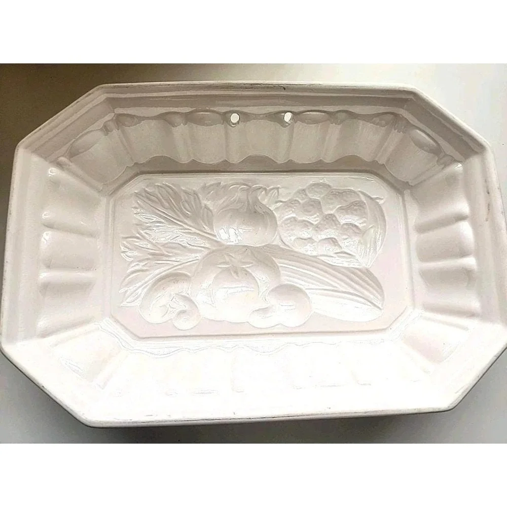 Vintage Gailstyn-Sutton‎ Towle Handcrafted Ceramic Food Mold | Wall Hanging